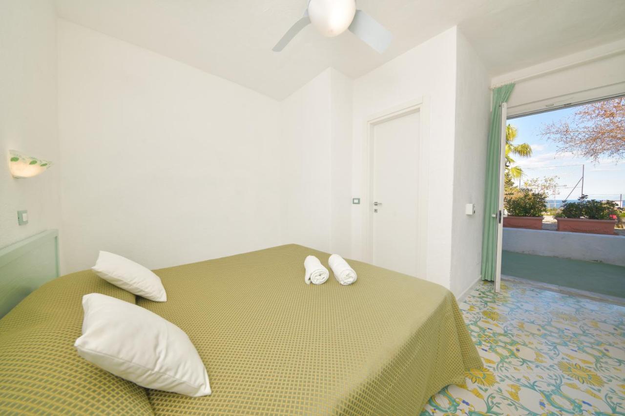 Hotel Parco Cartaromana Ischia Extérieur photo