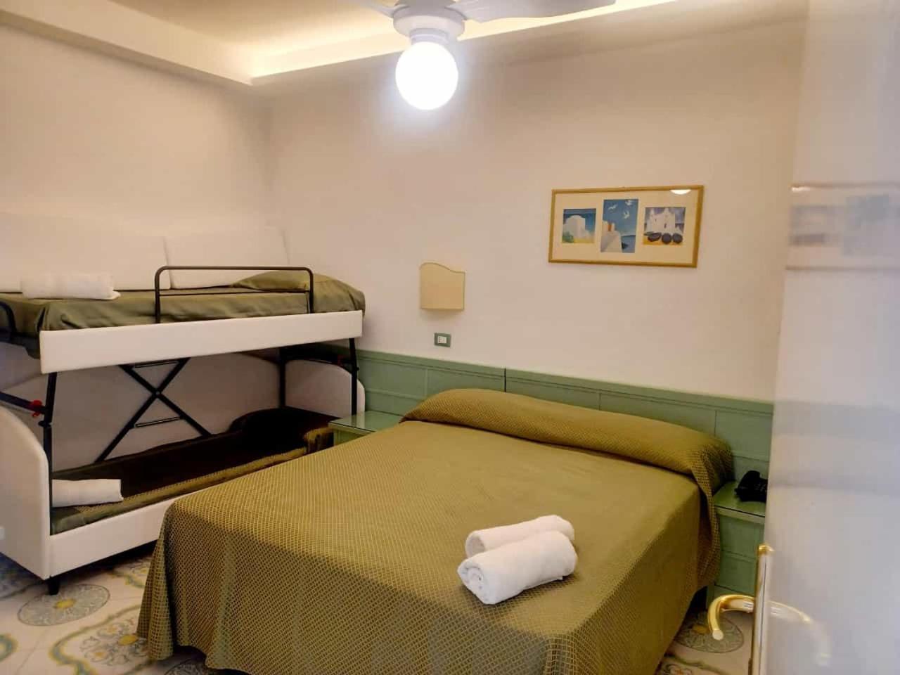 Hotel Parco Cartaromana Ischia Extérieur photo