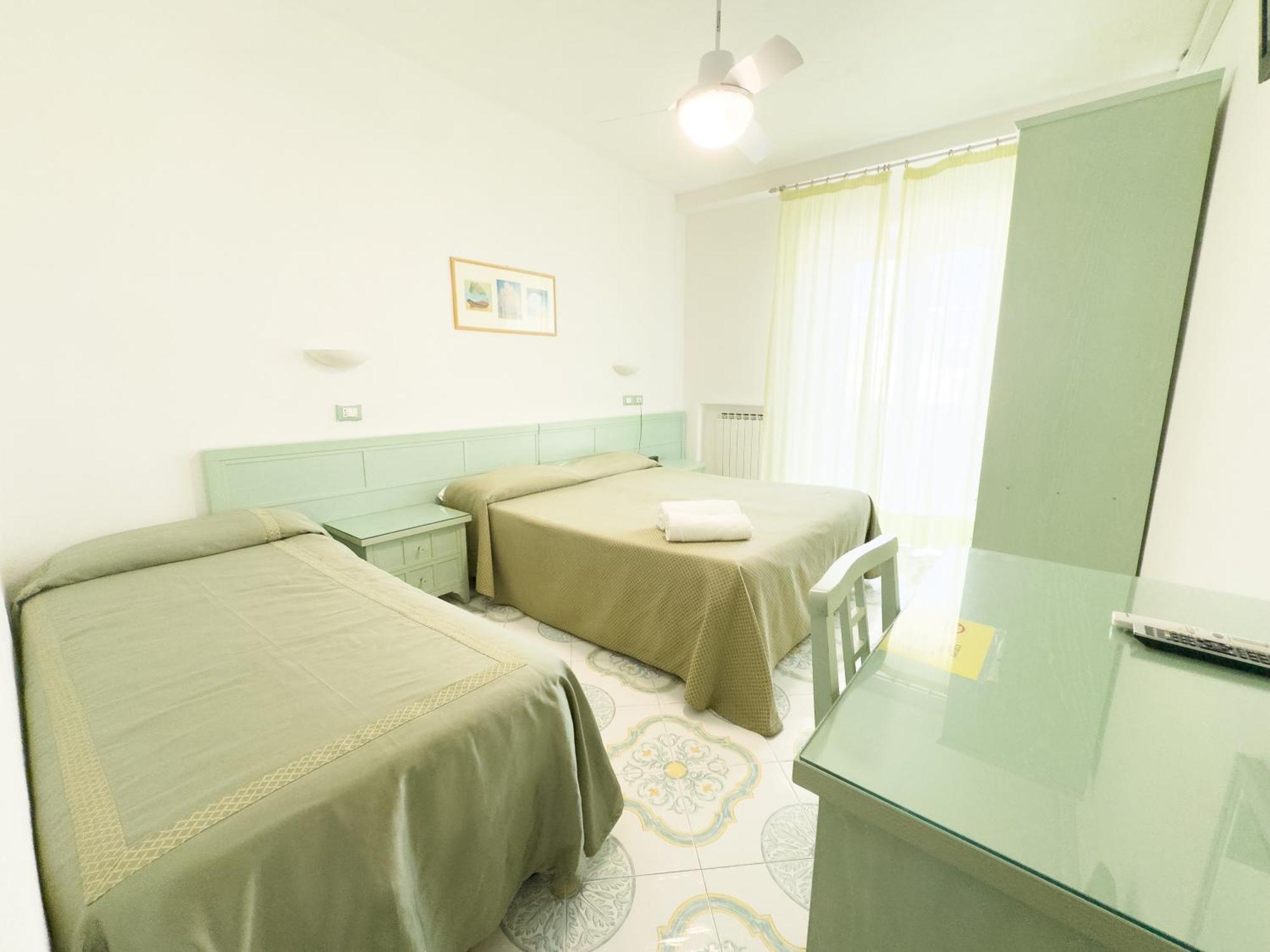 Hotel Parco Cartaromana Ischia Extérieur photo